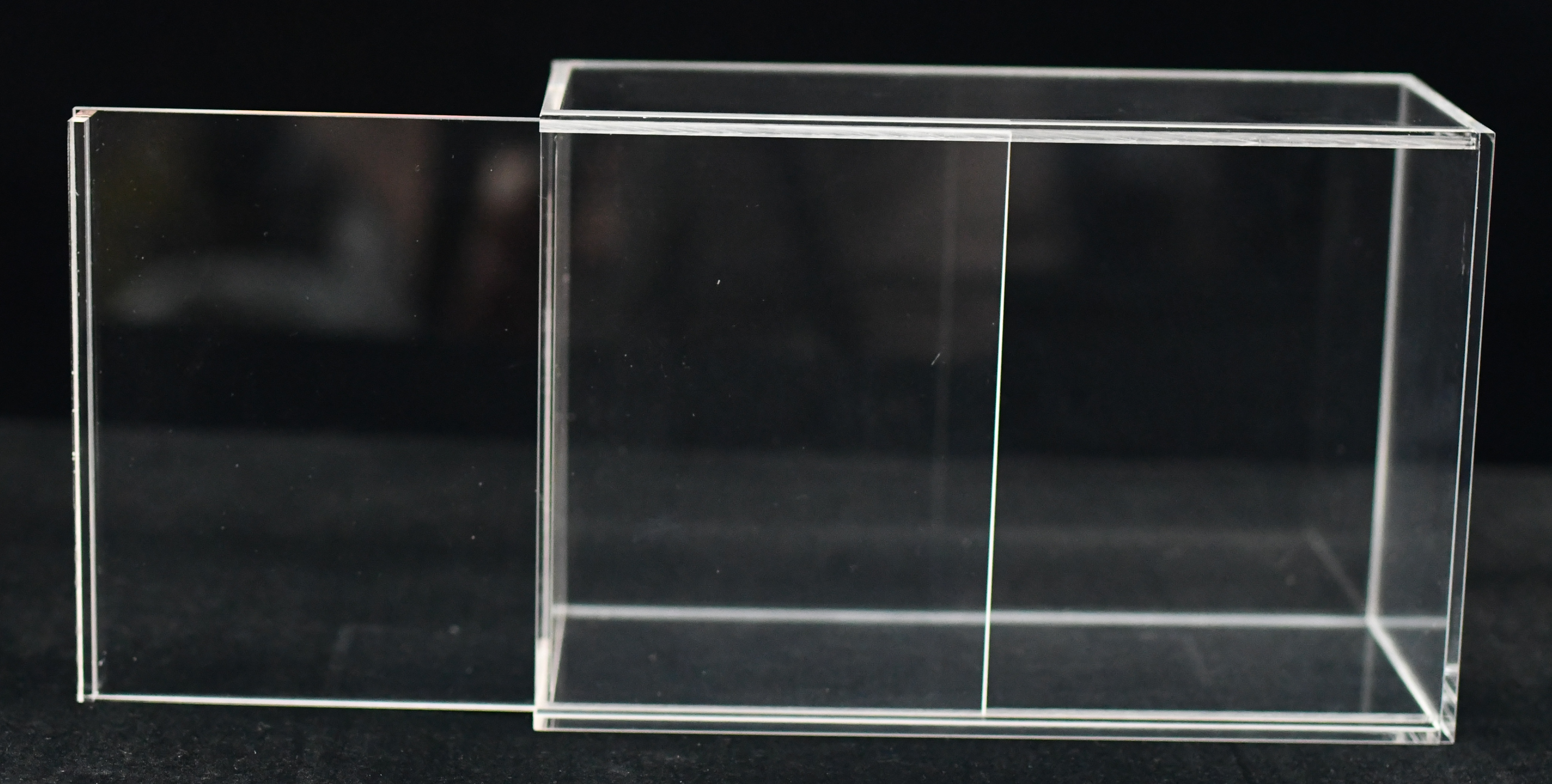 MTG 5x Acrylic Booster Box Display Guard (60001)